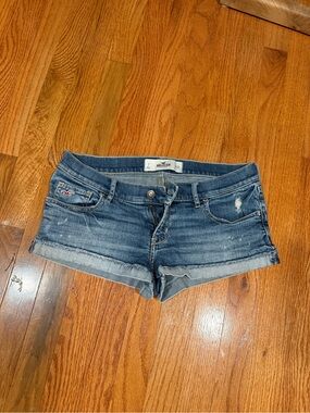 Hollister Women's Medium Blue Distressed Denim Cuffed Shorts